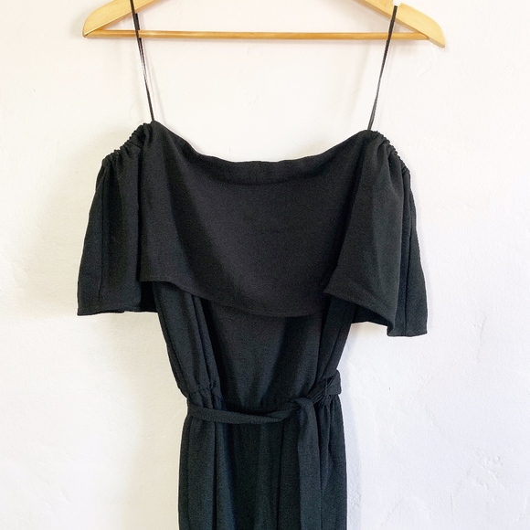 Charles Henry Off the Shoulder Popover Jumpsuit - Picture 4 of 7